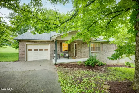 123 Pheasant Rd, Clinton, TN 37716