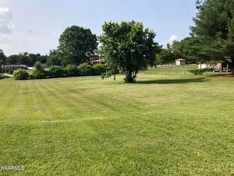 808 Marcaro Ln, Maryville, TN 37801