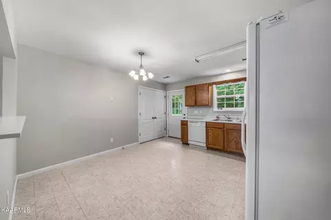 7660 Applecross Rd, Corryton, TN 37721 photo 9