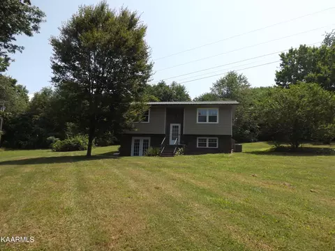 Exterior - 263 Dover Ave, Harrogate, TN 37752 photo 5 of 16