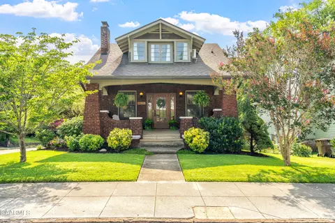 1428 Fremont Pl, Knoxville, TN 37917
