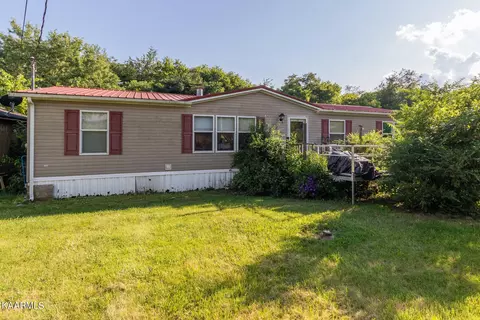 3213 Rines St, White Pine, TN 37890