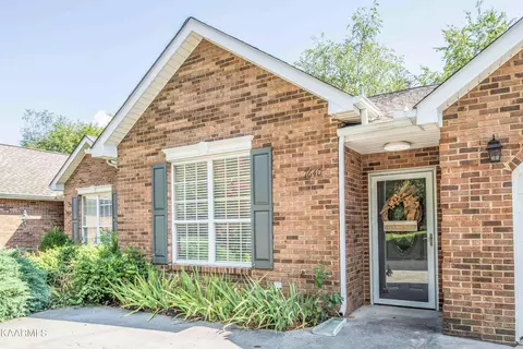 7640 Wren Garden Way, Powell, TN 37849