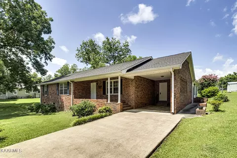 220 Wilkins Ave, Etowah, TN 37331