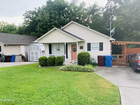 210 W Edison St, Alcoa, TN 37701