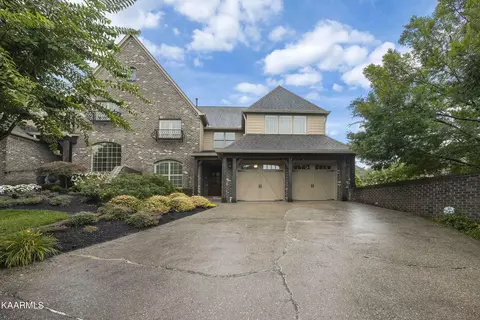 1435 Villa Forest Way, Knoxville, TN 37919