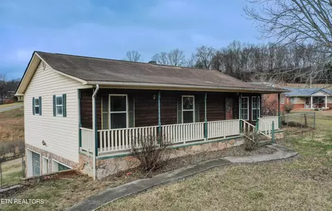 1053 Spout Springs Rd, Morristown, TN 37814