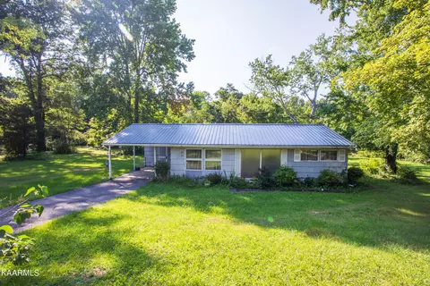 7901 Westacres Dr, Knoxville, TN 37919