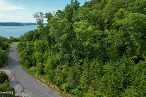 Lot 74r Stone Bridge Drive, Dandridge, TN 37725