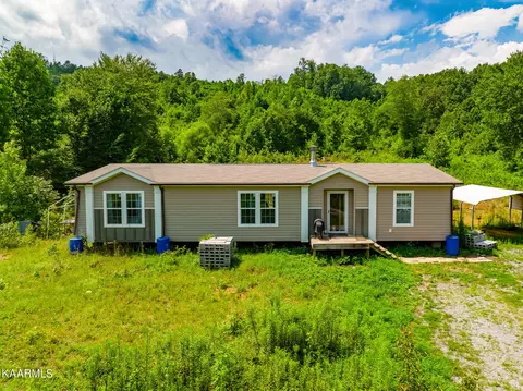826 Sweetwater Rd, Philadelphia, TN 37846