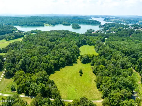 Peterson Rd, Greenback, TN 37742 photo 5