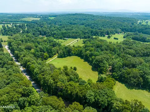 Peterson Rd, Greenback, TN 37742 photo 10