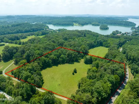 Peterson Rd, Greenback, TN 37742