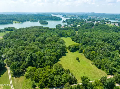 Peterson Rd, Greenback, TN 37742 photo 9