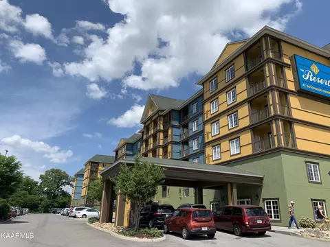225 Collier Dr #2305, Sevierville, TN 37862