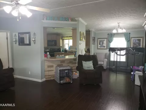 98 Beans Fork Rd, Middlesboro, KY 40965 photo 11