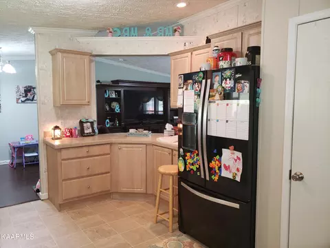 98 Beans Fork Rd, Middlesboro, KY 40965 photo 19