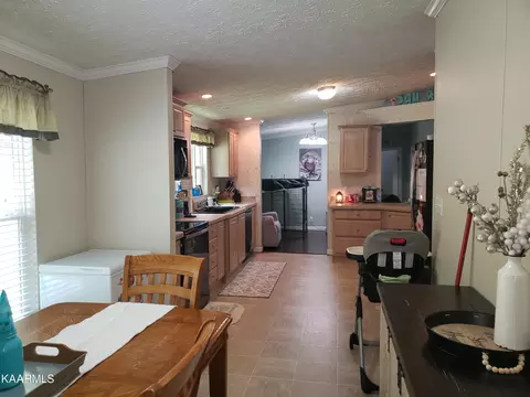 98 Beans Fork Rd, Middlesboro, KY 40965 photo 17