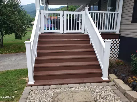 98 Beans Fork Rd, Middlesboro, KY 40965 photo 7