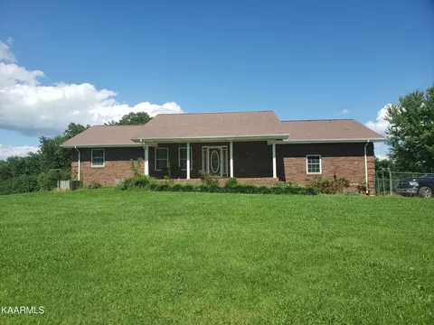 1716 Brooks St, Tazewell, TN 37879