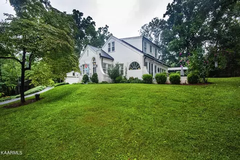 115 Greenbrier Dr, Knoxville, TN 37919
