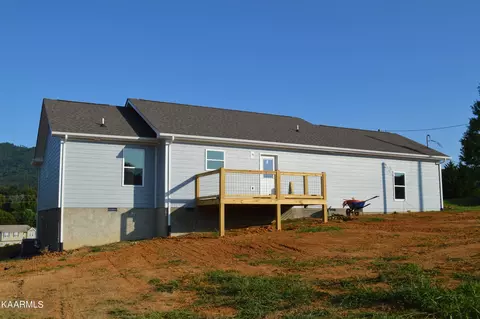 331 Thomas Loop Rd, Sevierville, TN 37876 photo 2