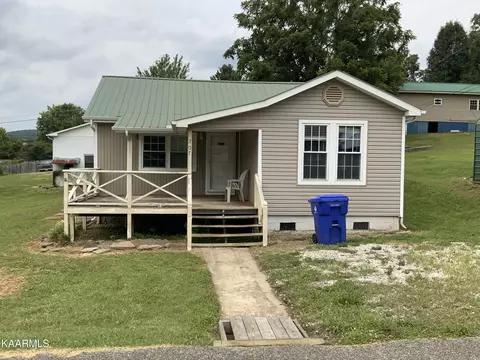 207 Harris St, Clinton, TN 37716