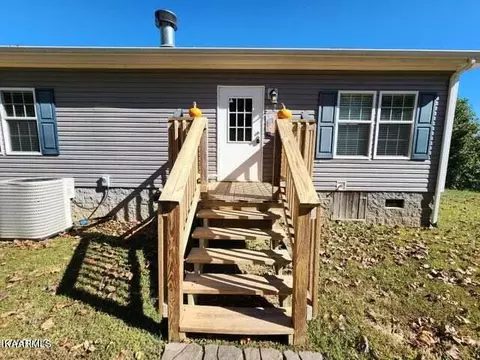 1060 Dr Thomas Walker Rd, Ewing, VA 24248 photo 9
