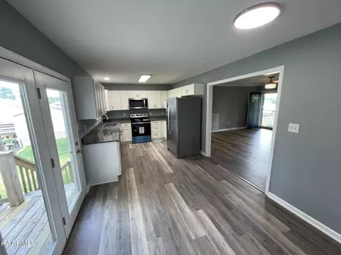 7170 Cedar Hill Rd, Talbott, TN 37877 photo 3