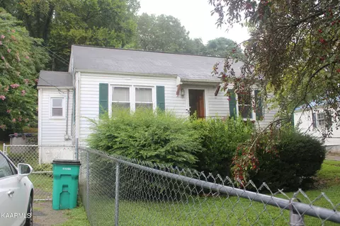 207 Linden Ave, La Follette, TN 37766