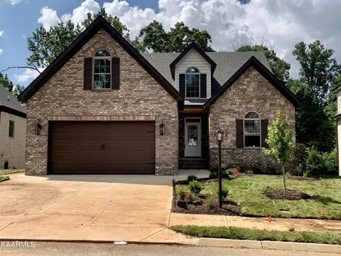 1447 Bronze Ln, Knoxville, TN 37922