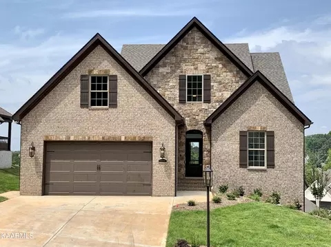 8323 English Hill Ln, Knoxville, TN 37923