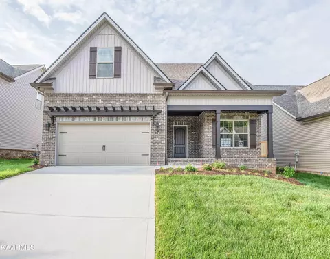 10110 Songbird Ln, Knoxville, TN 37931