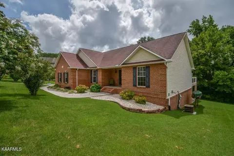 2408 Presario Ln, Knoxville, TN 37920