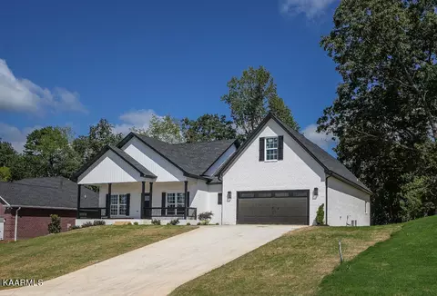 5723 Mountain Vista Ln, Maryville, TN 37804
