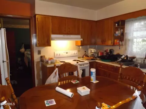 668 Shawanee Rd, Harrogate, TN 37752 photo 13