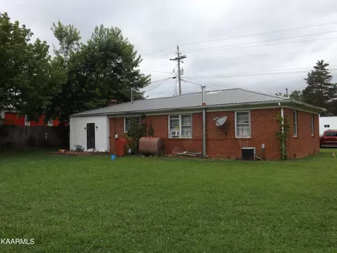 668 Shawanee Rd, Harrogate, TN 37752 photo 4