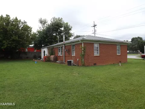668 Shawanee Rd, Harrogate, TN 37752 photo 3
