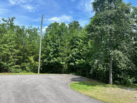 1614 Dove Wing Way, Sevierville, TN 37862
