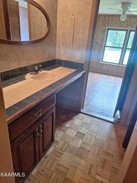 5701 Roberts Rd, Corryton, TN 37721 photo 8
