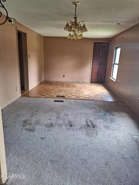 5701 Roberts Rd, Corryton, TN 37721 photo 10