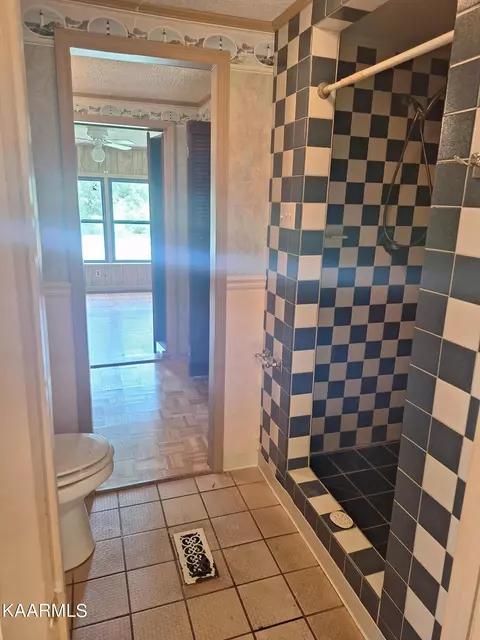 5701 Roberts Rd, Corryton, TN 37721 photo 7