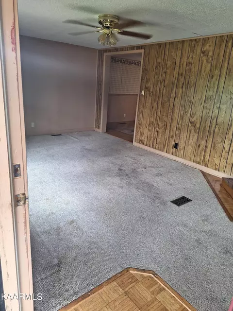 5701 Roberts Rd, Corryton, TN 37721 photo 4