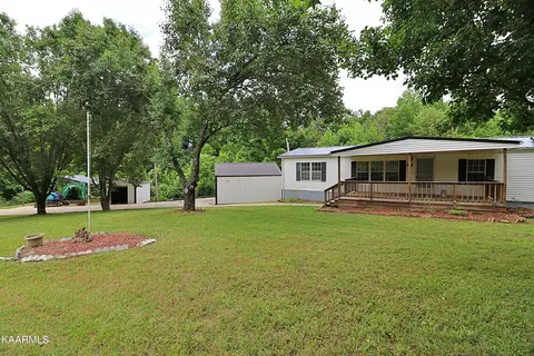 5479 Scott Hwy, Robbins, TN 37852