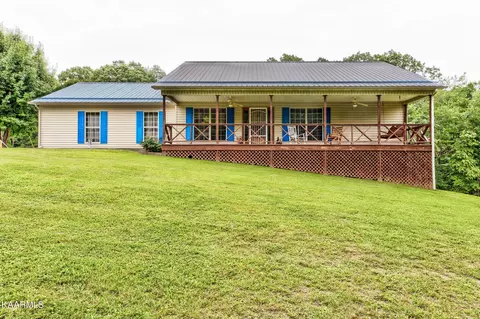 399 Lynch Hollow Rd, La Follette, TN 37766