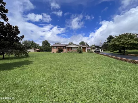 291 Boone Dr, Harrogate, TN 37752