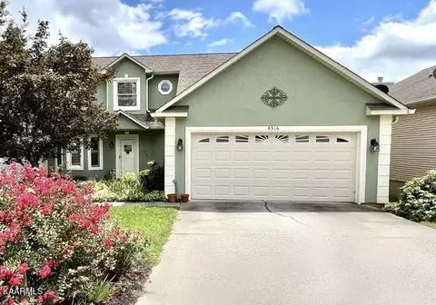 8516 Savannah Ct, Knoxville, TN 37923