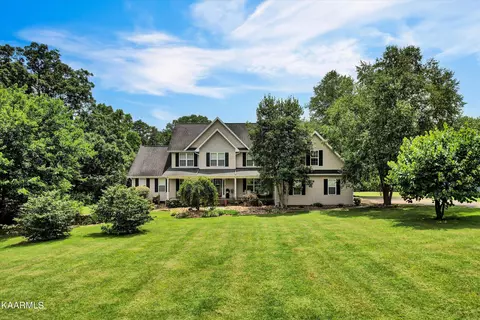 1708 Crenshaw Rd, Knoxville, TN 37920