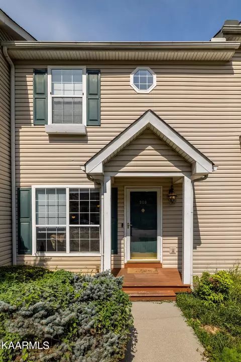 308 Queen Victoria Way, Knoxville, TN 37934