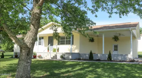 141 Meadow View Ln, Madisonville, TN 37354